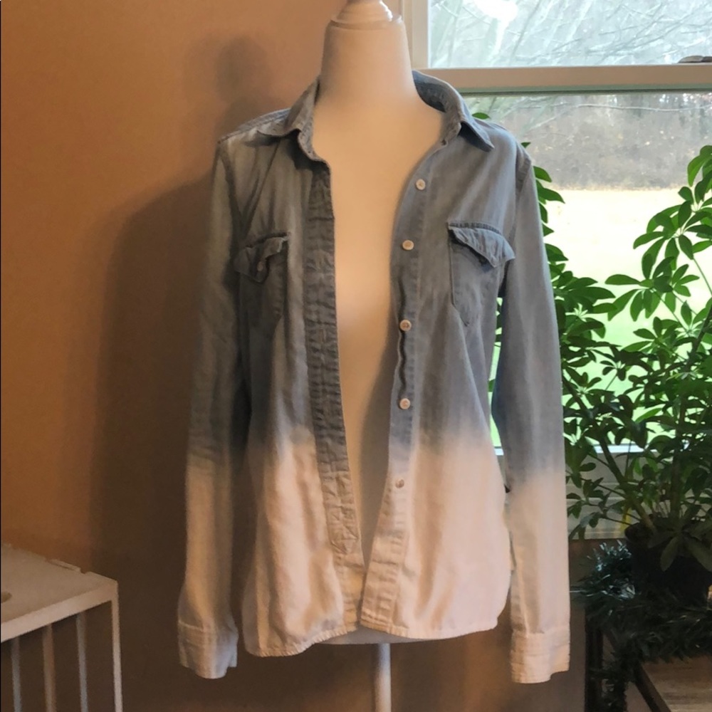 EUC Kendall & Kylie ombré top